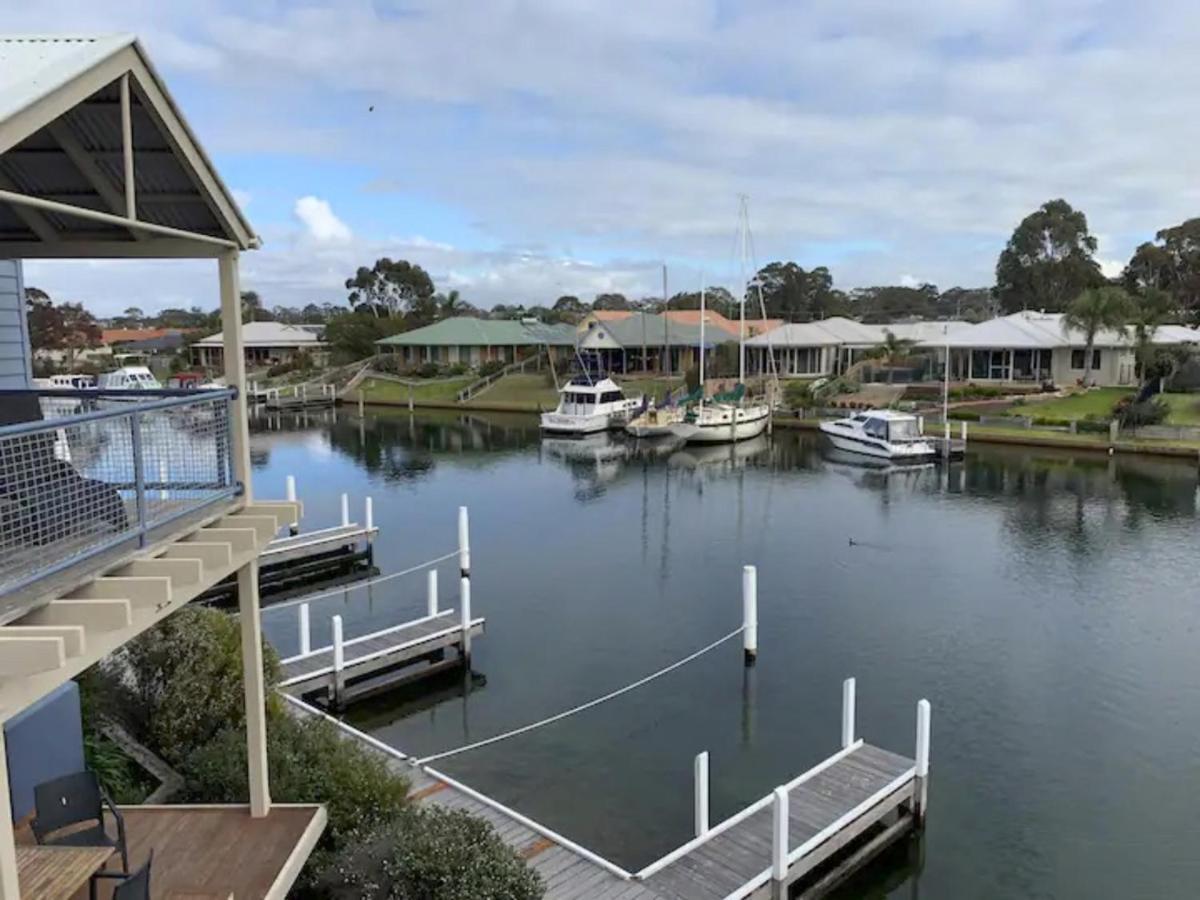 The View - Captains Cove Waterfront Resort Paynesville Exterior photo